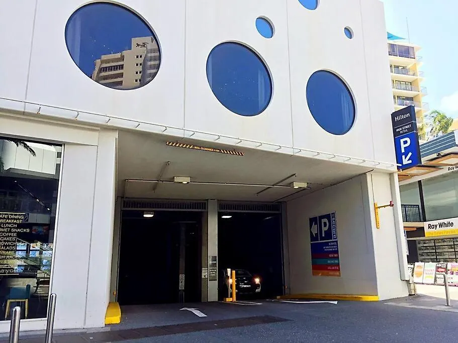 Hilton- Luxury Sky Ocean Lv27 Free Parking Wifi Apartment Gold Coast Australia