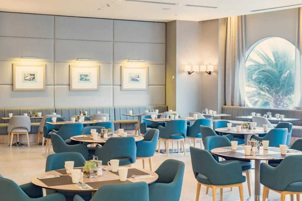 Hilton- Luxury Sky Ocean Lv27 Free Parking Wifi Apartment Gold Coast 0*,  Australia